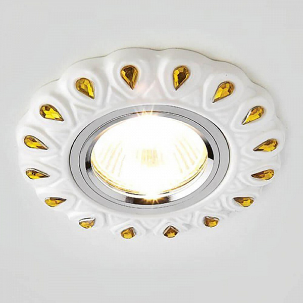 Изображение Встраиваемый светильник Ambrella Light Desing D5540 W/YL